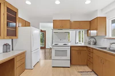 22628 Holgar Court NE, Poulsbo, WA 98370 - Photo 11