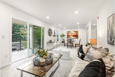 13626 NE 7th Street #F10, Bellevue, WA 98005 - Photo 9