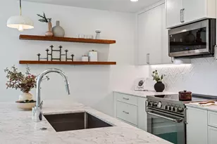 1619 3rd Ave W, Seattle, WA 98119 - Photo 7