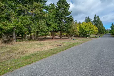 666 Olympic View Drive, Coupeville, WA 98277 - Photo 7