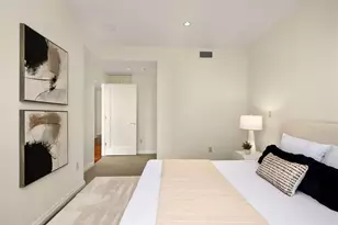 10700 NE 4th St, Bellevue, WA 98004 - Photo 27