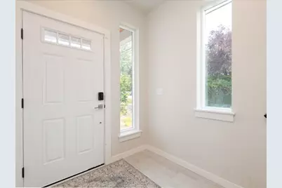 15008 40th Avenue #A1, Lynnwood, WA 98087 - Photo 3