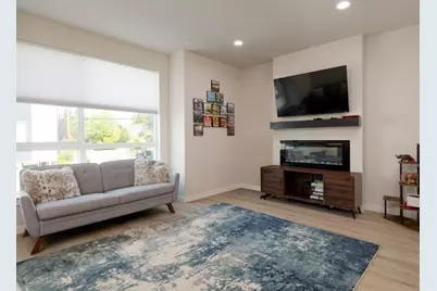 15008 40th Avenue #A1, Lynnwood, WA 98087 - Photo 5