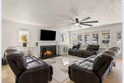 116 S 4th Avenue, Ridgefield, WA 98642 - Photo 5