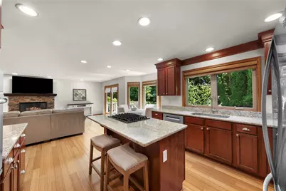 22209 NE 11th Place, Sammamish, WA 98074 - Photo 3
