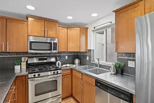 3607 N Interlake Ave N, Seattle, WA 98103 - Photo 13