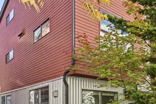 3607 N Interlake Ave N, Seattle, WA 98103 - Photo 3