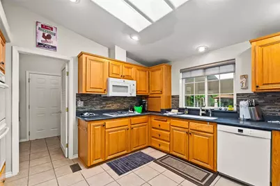 1903 SE Poppy Lane SE #106, Olympia, WA 98503 - Photo 9