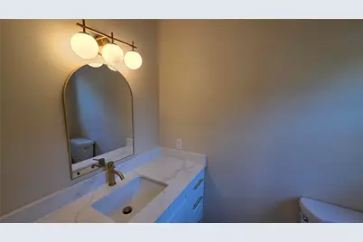 19900 SE 125th Street, Issaquah, WA 98027 - Photo 17