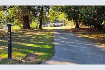 19900 SE 125th Street, Issaquah, WA 98027 - Photo 3