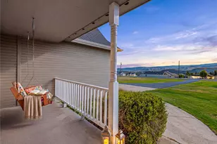 916 Easy St, Wenatchee, WA 98801 - Photo 5