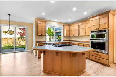 8012 NE 151st Court, Kenmore, WA 98028 - Photo 9