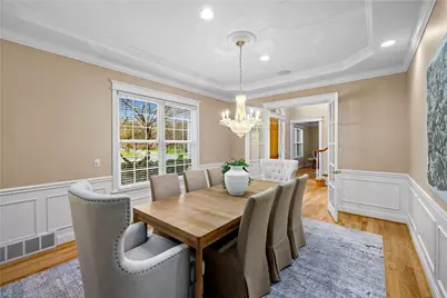 649 E Lake Sammamish Parkway SE, Sammamish, WA 98074 - Photo 19