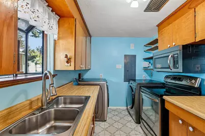 5117 243rd Street SW, Mountlake Terrace, WA 98043 - Photo 9