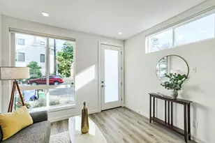 10413 Alderbook Pl NW, Seattle, WA 98177 - Photo 5