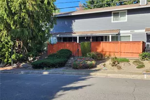 12520 SE 30th St, Bellevue, WA 98005 - Photo 1