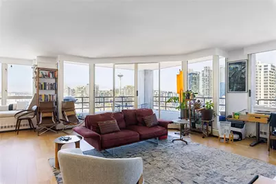 2125 1st Avenue #1703, Seattle, WA 98121 - Photo 3