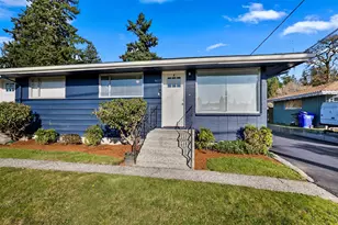 5615 Beverly Ln, Everett, WA 98203 - Photo 3