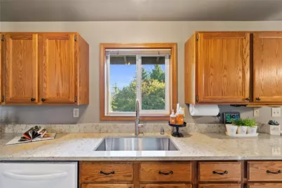 10103 27th Drive SE, Everett, WA 98208 - Photo 9