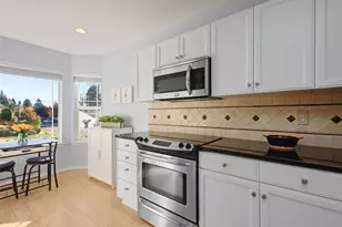 2423 195th St SE, Bothell, WA 98012 - Photo 11