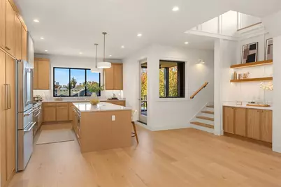 4191 42nd Avenue NE, Seattle, WA 98105 - Photo 9