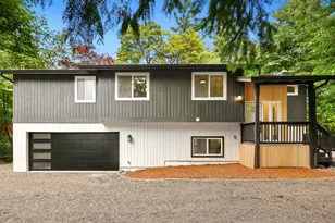 5755 Blakely Ave NE, Bainbridge Island, WA 98110 - Photo 3