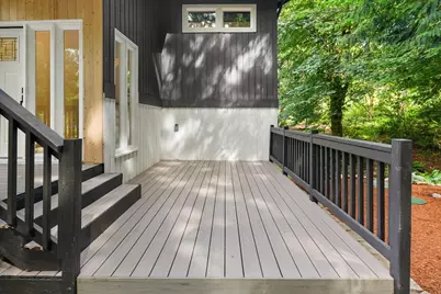 5755 Blakely Avenue NE, Bainbridge Island, WA 98110 - Photo 5