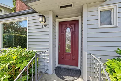 317 Williams Avenue N, Renton, WA 98057 - Photo 3