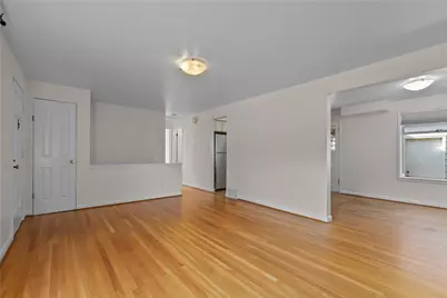7755 44th Avenue NE, Seattle, WA 98115 - Photo 9