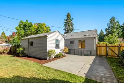 7755 44th Avenue NE, Seattle, WA 98115 - Photo 31