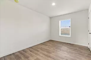 413 E Chelan St, Coulee City, WA 99115 - Photo 9