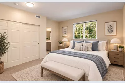 25235 SE Klahanie Boulevard #M202, Sammamish, WA 98029 - Photo 9