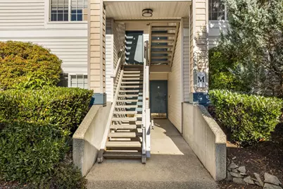 25235 SE Klahanie Boulevard #M202, Sammamish, WA 98029 - Photo 3