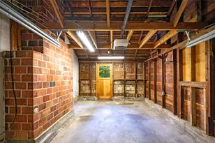 4528 NE 54th St, Seattle, WA 98105 - Photo 21