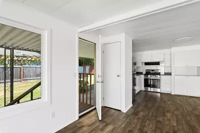 2725 E Fir Street #9, Mount Vernon, WA 98273 - Photo 5