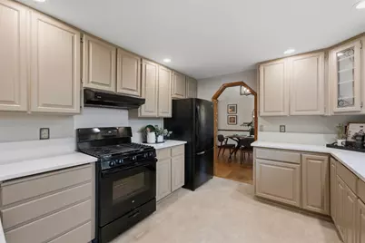 10795 Hampton Avenue NW, Silverdale, WA 98383 - Photo 11