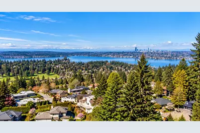 2023 92 Avenue NE, Clyde Hill, WA 98004 - Photo 9