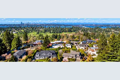 2023 92 Avenue NE, Clyde Hill, WA 98004 - Photo 19