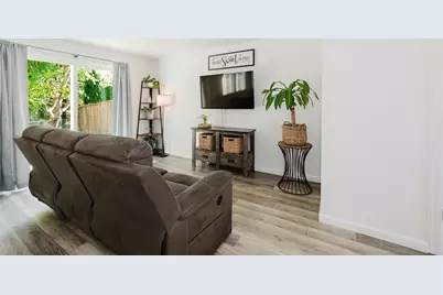 2303 SE Abernathy Court, Port Orchard, WA 98366 - Photo 5