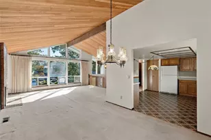 3031 Crest Ct, Bellingham, WA 98226 - Photo 9