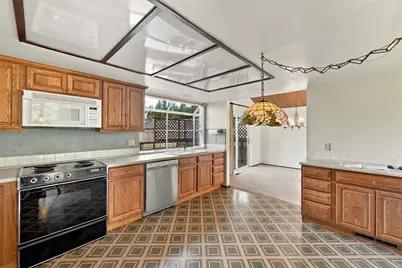 3031 Crest Court, Bellingham, WA 98226 - Photo 11