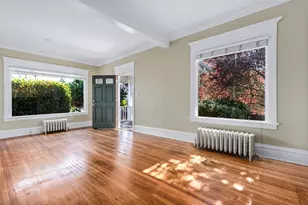 256 NE 50th St, Seattle, WA 98105 - Photo 13