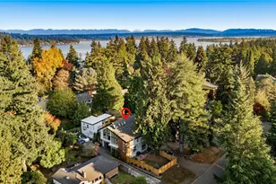 11036 NE Alton Ave, Seattle, WA 98125 - Photo 35