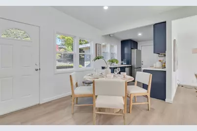 16237 SE 7th Street, Bellevue, WA 98008 - Photo 3