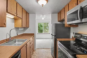 10021 SE 235th Pl, Kent, WA 98031 - Photo 1