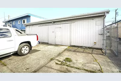8220 S Tacoma Way, Lakewood, WA 98499 - Photo 25