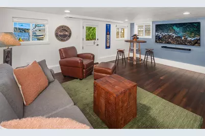 10500 Riviera Place NE, Seattle, WA 98125 - Photo 31