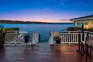 10500 Riviera Pl NE, Seattle, WA 98125 - Photo 3