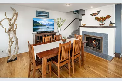 10500 Riviera Place NE, Seattle, WA 98125 - Photo 13