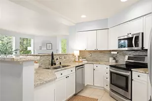 2220 132nd Ave SE, Bellevue, WA 98005 - Photo 5